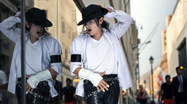 Artista tributo a Michael Jackson en vivo
